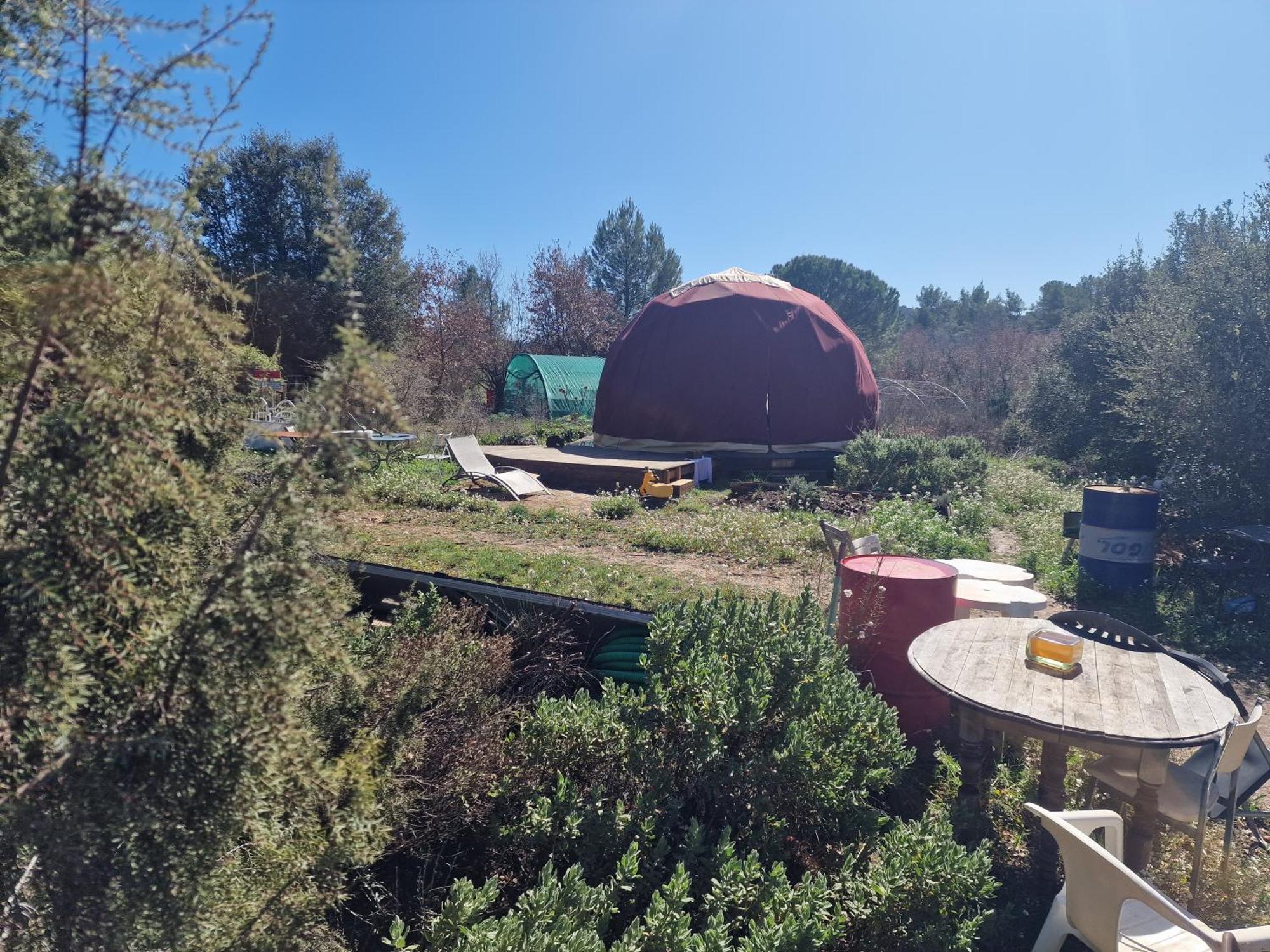 Campsite Jolie Caravane A Sivana Oasis De Lumiere