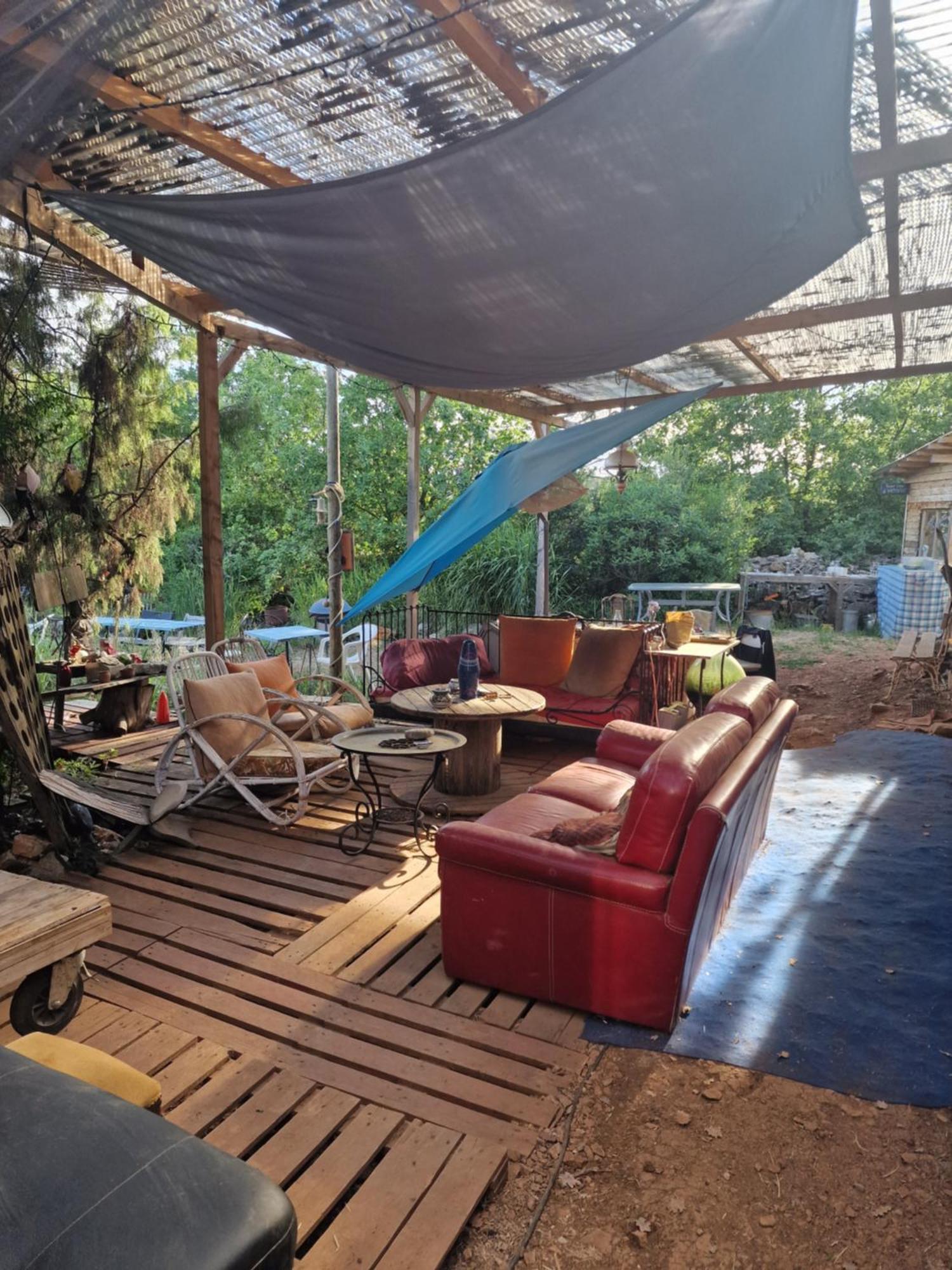 Camping Jolie Caravane A Sivana Oasis De Lumiere *